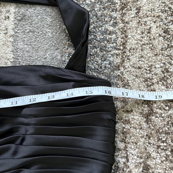 🖤WHBM,Gorgeous Black, Ruched Upper Cocktail Dress, Beaded Belt, Removable Strap - Picture 8 of 10